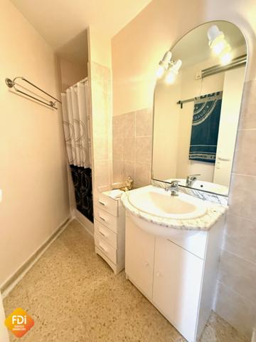 Centre Ville - Type 2 avec parking 25.49m2