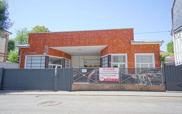 Stationnement à louer    Bernay