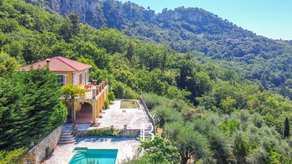 Grasse, Villa 3 Chambres -  140 m² à vendre