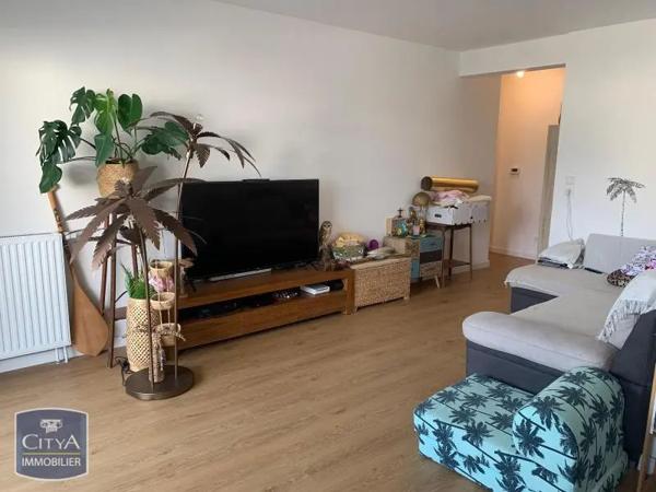 Appartement à louer 3 pièces 65.82m² Chartres-de-Bretagne (35131)