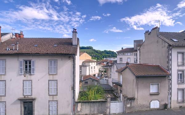 Appartement à louer    4 pièces • 102,21 m2 Aurillac