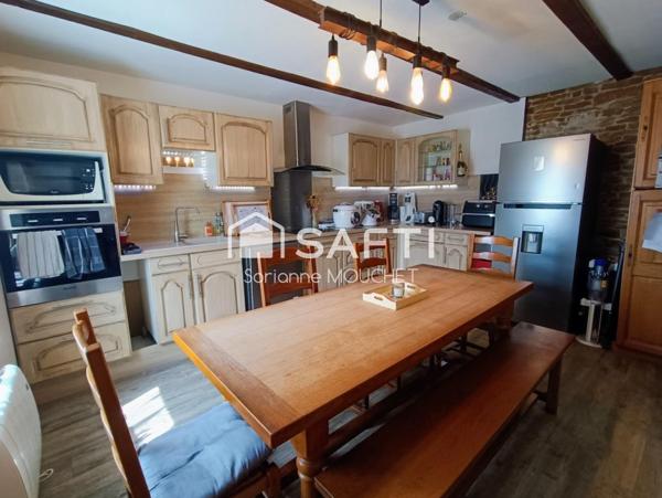 Maison mitoyenne familiale rénovée