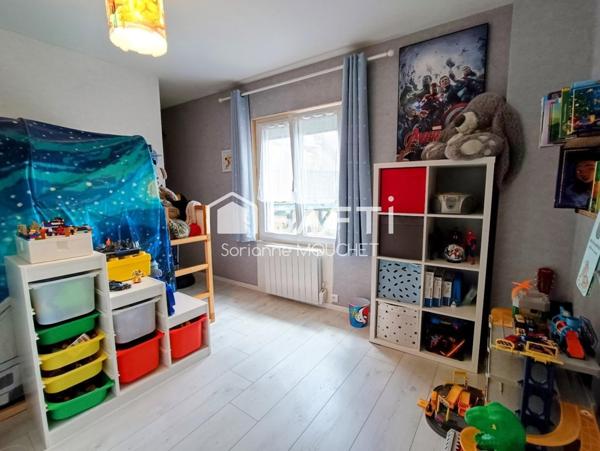 Maison mitoyenne familiale rénovée