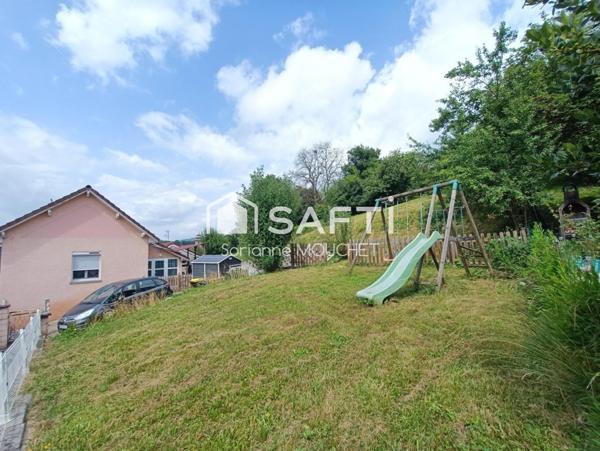 Maison mitoyenne familiale rénovée