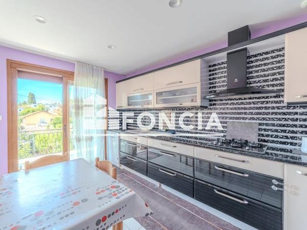 À vendre Maison 5 pièces 145 m² - Roanne 42300