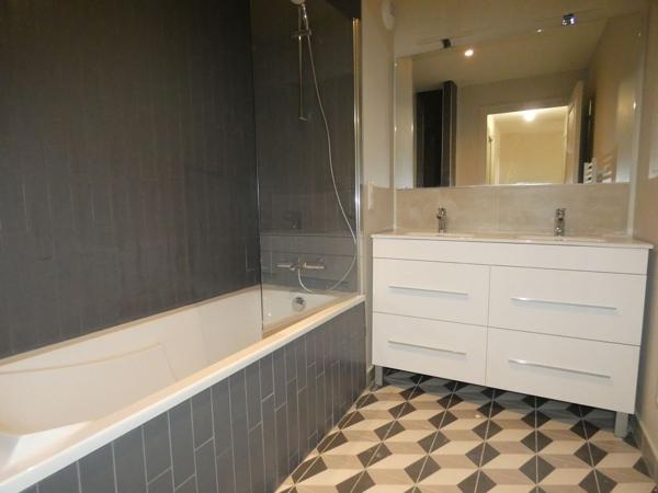 NARBONNE - À louer - T4 rénové Quai Dillon