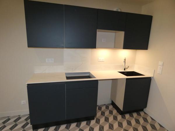 NARBONNE - À louer - T4 rénové Quai Dillon