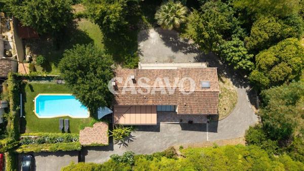 Vente Maison 6 pièces de 210m² - 13090 Éguilles