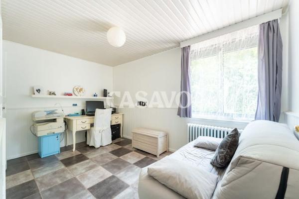 Vente Maison 6 pièces de 210m² - 13090 Éguilles