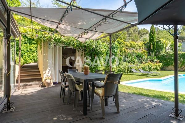 Vente Maison 6 pièces de 210m² - 13090 Éguilles