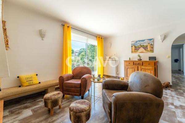 Vente Maison 6 pièces de 210m² - 13090 Éguilles
