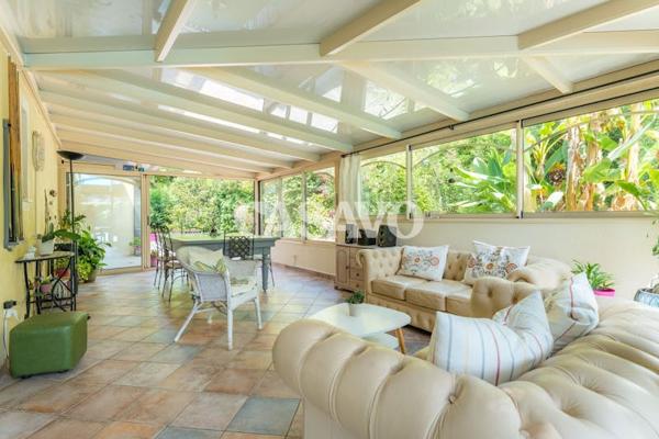 Vente Maison 6 pièces de 210m² - 13090 Éguilles