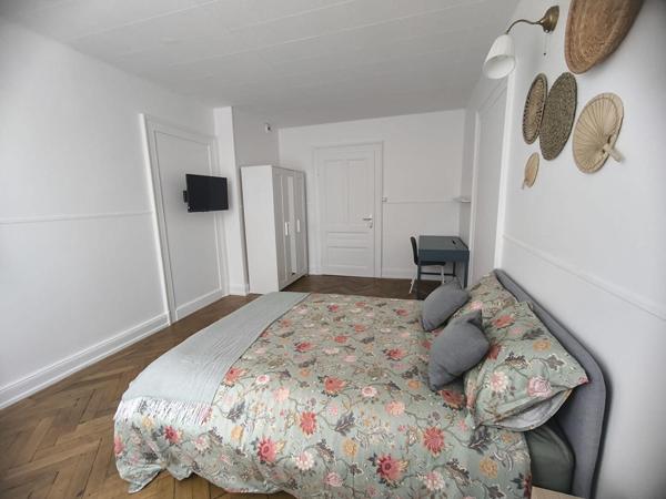 Appartement 4 pièces 81.98 m2