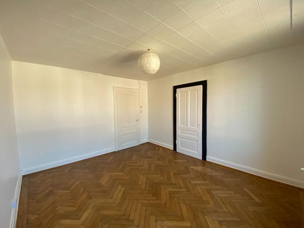 Appartement 4 pièces 81.98 m2