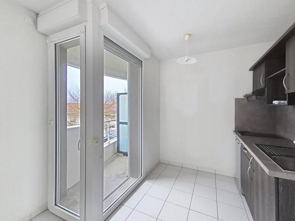 Appartement 2 pièces au 1er étage avec ascenseur , Lormont