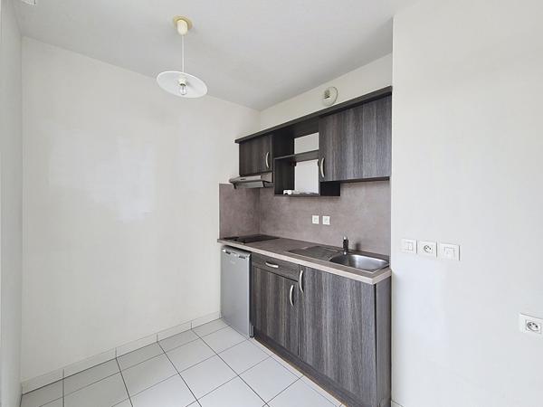 Appartement 2 pièces au 1er étage avec ascenseur , Lormont