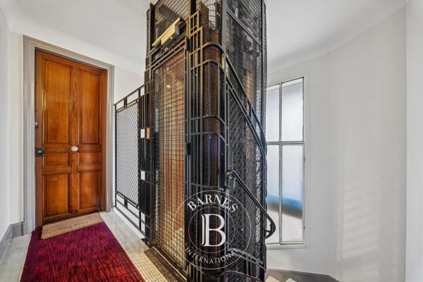 Paris 16ème, Appartement 2 Chambres -  76 m² à vendre