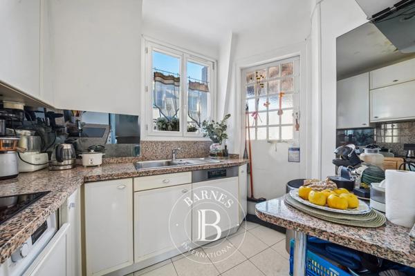 Paris 16ème, Appartement 2 Chambres -  76 m² à vendre