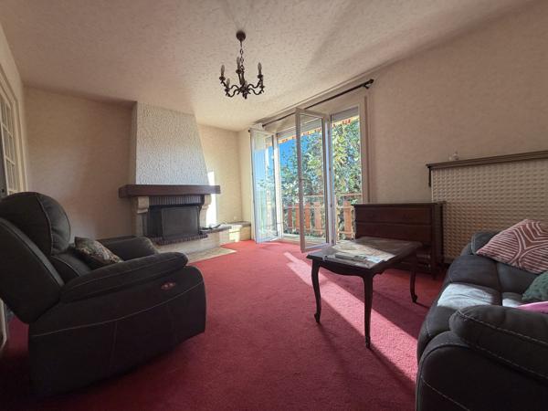 MABLY- NOUVEAUTE COQUETTE MAISON TYPE 3 AVEC 600 M2 DE TERRAIN SECTEUR CALME