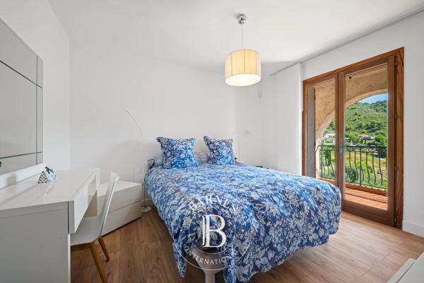 Èze, Appartement 3 Chambres -  122 m² à vendre