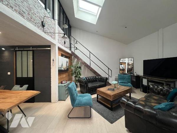 EN EXCLUSIVITE A L'ETUDE - A VENDRE - PORNICHET AUX PIEDS DU MARCHE -TRES BEAU LOFT - EMPLACEME...