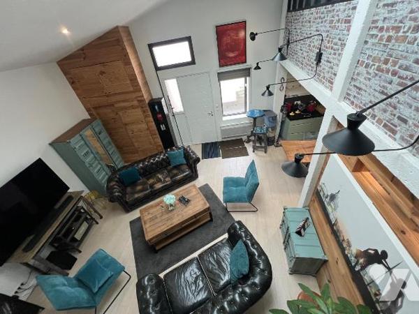 EN EXCLUSIVITE A L'ETUDE - A VENDRE - PORNICHET AUX PIEDS DU MARCHE -TRES BEAU LOFT - EMPLACEME...