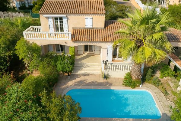 FREJUS TOUR DE MARE MAISON INDIVIDUELLE PISCINE