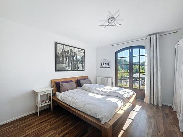 Maison Rare à Igny ? Volumes, Lumière et Prestations Haut de Gamme