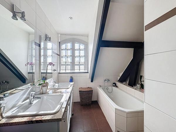 Maison Rare à Igny ? Volumes, Lumière et Prestations Haut de Gamme