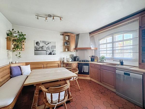 Maison Rare à Igny ? Volumes, Lumière et Prestations Haut de Gamme