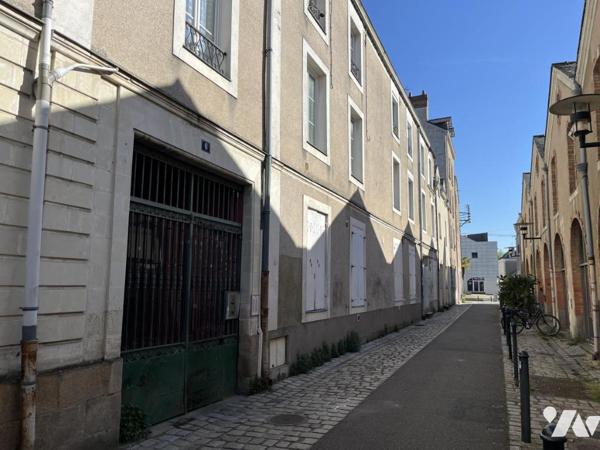 Nantes Madeleine-Hôtel Dieu, charmant T2 au calme en très bon état