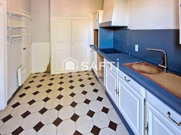 Beaucoup de potentiel pour cette maison Bourgeoise