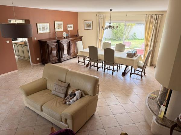 Maison traditionnelle Cozes 180 m²