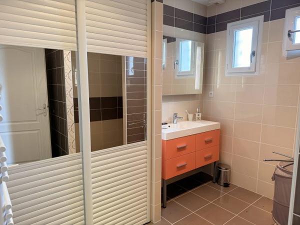 Maison traditionnelle Cozes 180 m²