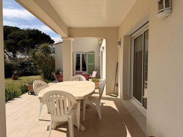 Maison traditionnelle Cozes 180 m²