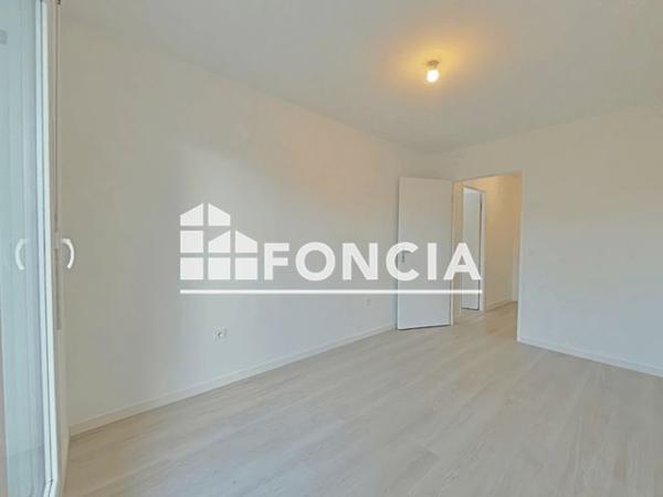 Location Appartement 3 pièces 59.3 m² - 49 AVENUE DU RAINCY Villemomble 93250