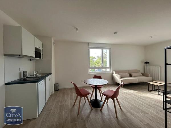 Appartement à louer 2 pièces 39.74m² Metz (57070)