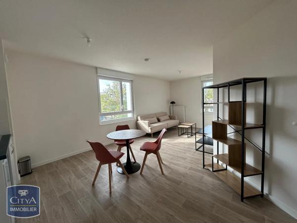 Appartement à louer 2 pièces 39.74m² Metz (57070)