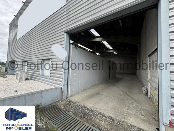OPPORTUNITE PROXIMITE ZONE DU LECLERC LOCAL COMMERCIAL D’ENVIRON 600m2 AVEC PARKINGS ET VISIBILITE