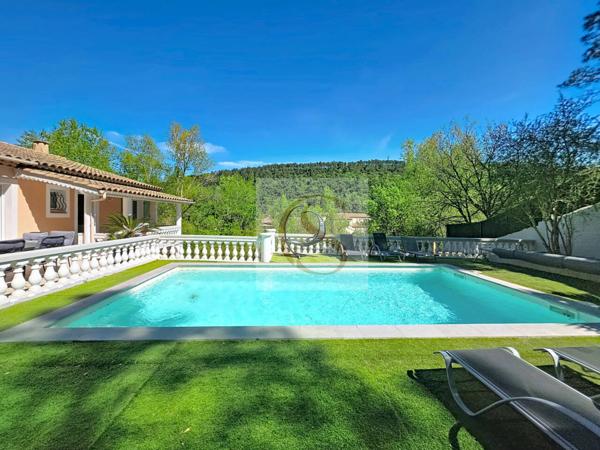 Maison à vendre 8 pièces de 200 m²