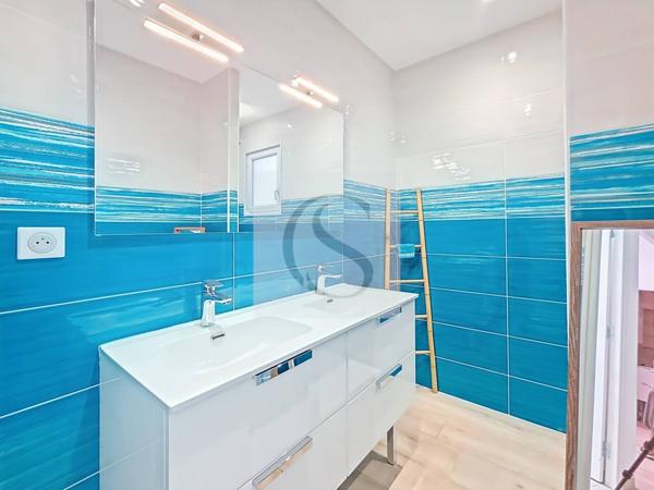 Maison à vendre 8 pièces de 200 m²