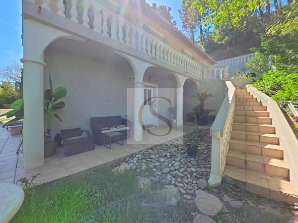 Maison à vendre 8 pièces de 200 m²