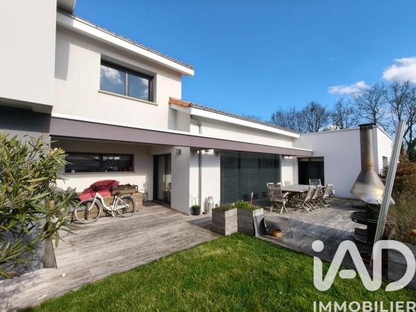 Maison à vendre 6 pièces 189 m² Montaigu-Vendée