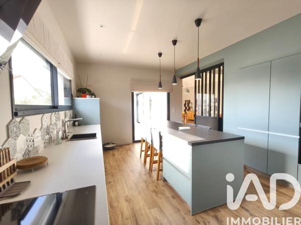 Maison à vendre 6 pièces 189 m² Montaigu-Vendée
