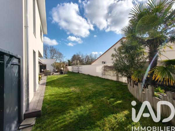 Maison à vendre 6 pièces 189 m² Montaigu-Vendée