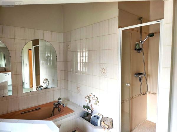 Maison de ville à vendre à Levet dans le Cher (18340), ref : 34646LI