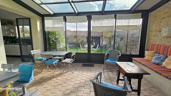 Maison - 7 pièces - 183 m²