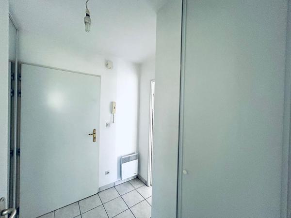 Appartement Orvault 1 pièce 31m² avec terrasse et stationnement PETIT-CHANTILLY