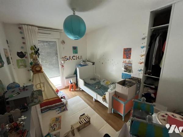 CAEN - Situé dans le quartier recherché  du stade d'ornano - avec grande terrasse de 20m²