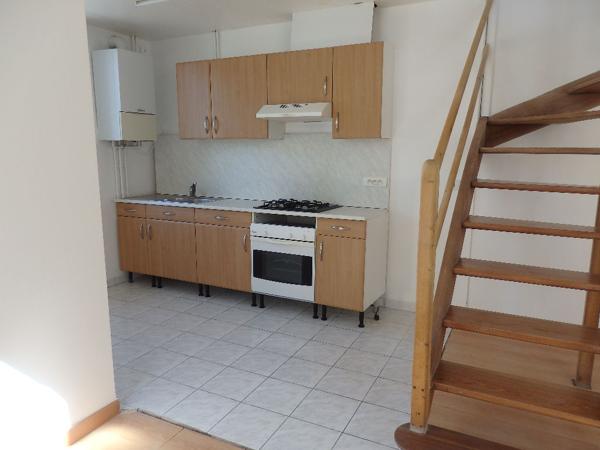 A LOUER MAISON DE VILLE DE TYPE F3 A SOTTEVILLE LES ROUEN (76300)